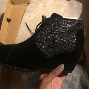TOMS Boucle black suede wedge booties NIB
